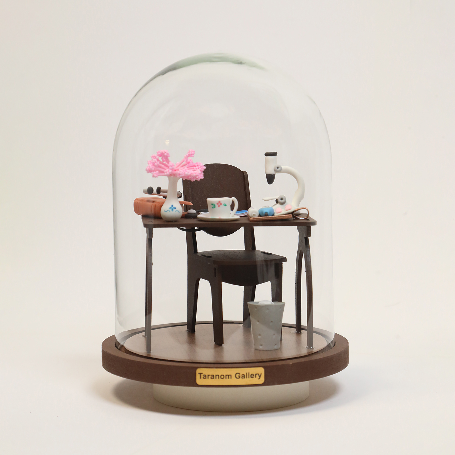 گوی مشاغل دکوری مدل دکتر